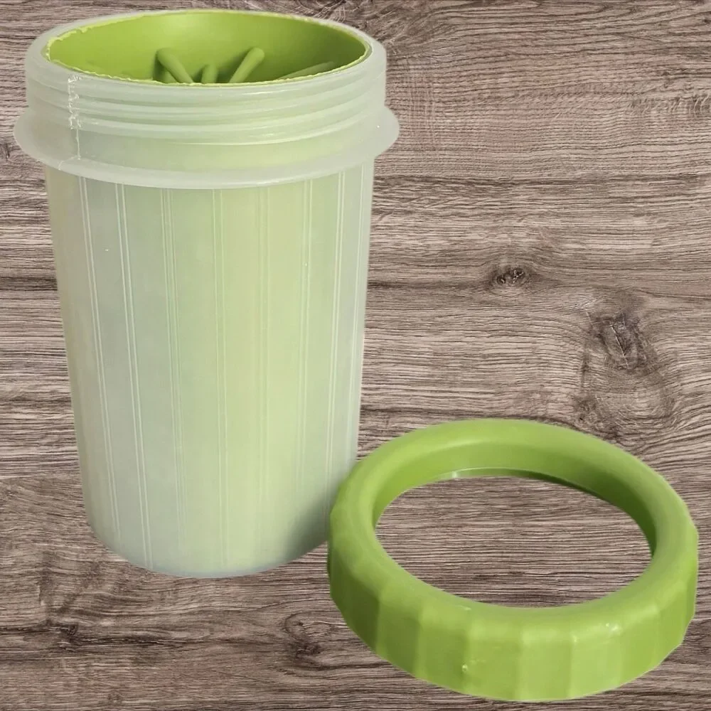 Dog Paw Cleaner Washer Pet Foot Wash Cup for Small Dogs Portable Paw Cup GREEN